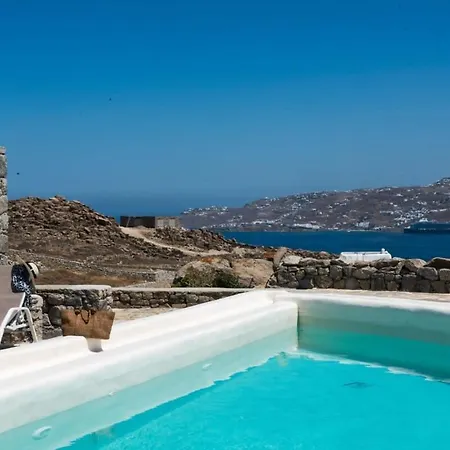 Gorgeous W Ocean Views And Shared Pools *
